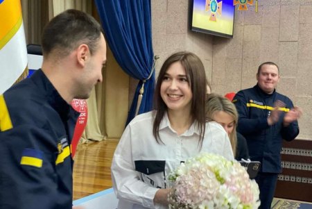 В пожарной части Одессы сыграли свадьбу (фото)
