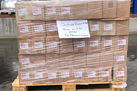 Восемь двухметровых коробок с консервами и молоком: направлена помощь из Одессы в Николаев (фото)