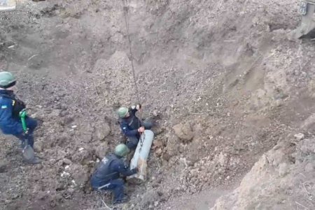 Возле села Беленькое пиротехники обнаружили авиационную бомбу (фото) 