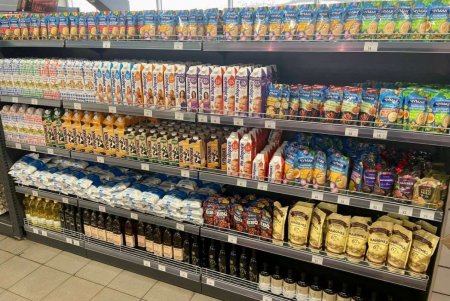 В Одессе мэрия держит на контроле работу торговых сетей и наличие в магазинах необходимых товаров (фото, видео)