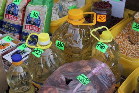 На одесском Привозе продукты есть в изобилии (фоторепортаж)