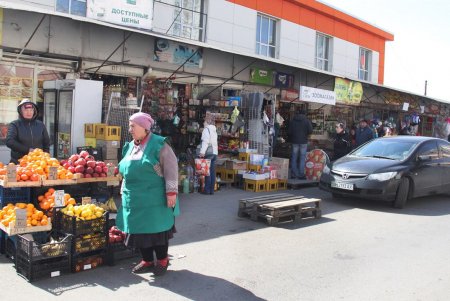 На одесском Привозе продукты есть в изобилии (фоторепортаж)