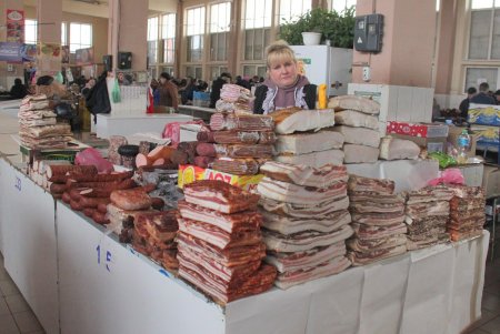 На одесском Привозе продукты есть в изобилии (фоторепортаж)