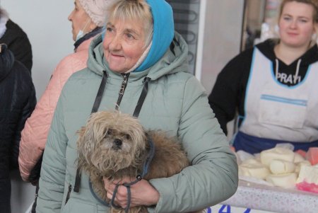 На одесском Привозе продукты есть в изобилии (фоторепортаж)