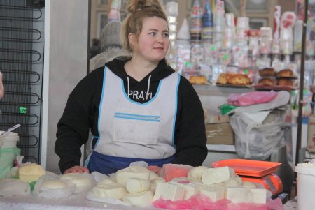На одесском Привозе продукты есть в изобилии (фоторепортаж)