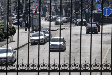 На Греческой тихо и спокойно: только противотанковые ежи и оборонительные укрепления напоминают о военном времени (фоторепортаж) 