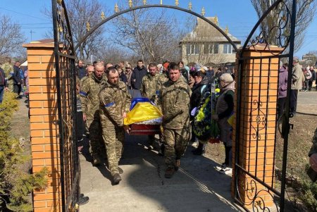 В Одесской области простились с погибшими в войне с РФ военнослужащими (фото)