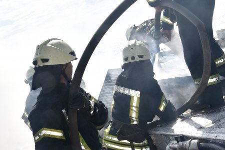 В Аркадии горел ресторан: пожарным удалось быстро потушить огонь и сохранить помещение (фото, видео)