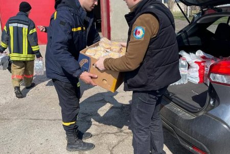 Предприниматели, волонтеры и госслужащие обеспечивают выполнение задач военной администрации (фото)
