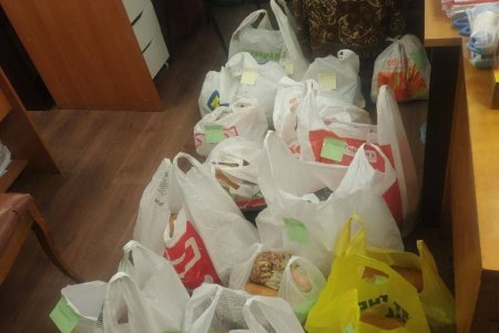 Предприниматели, волонтеры и госслужащие обеспечивают выполнение задач военной администрации (фото)