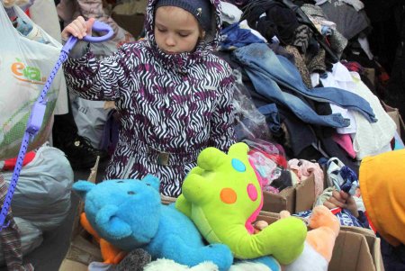 В одесской 117-й школе работает Гуманитарный волонтёрский центр помощи беженцам (фоторепортаж)