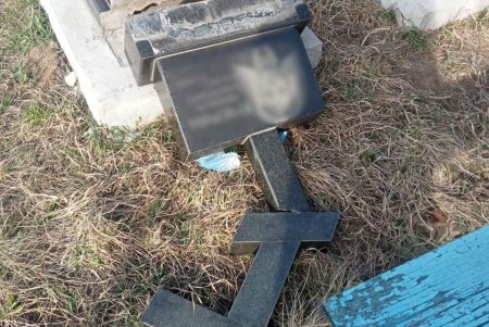 Житель Любашевской громады надругался над захоронениями своих односельчан (фото)