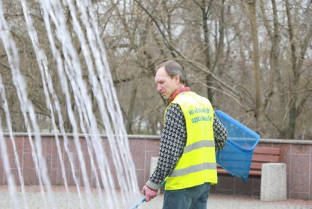 В парке Шевченко заработал фонтан «Ваза малая» (фото, видео)