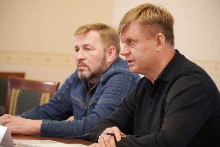 Руководитель Одесской области обсудил с послом Молдовы гуманитарную помощь и усиление санкций против России (фото)