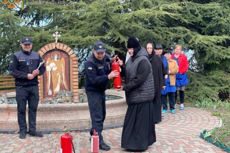 Полиция призывает граждан ответственно отнестись к мерам безопасности во время празднования Пасхи