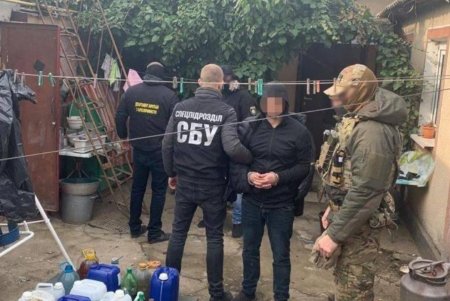 В Одесской области правоохранители разоблачили лабораторию по изготовлению психотропных веществ (фото, видео)