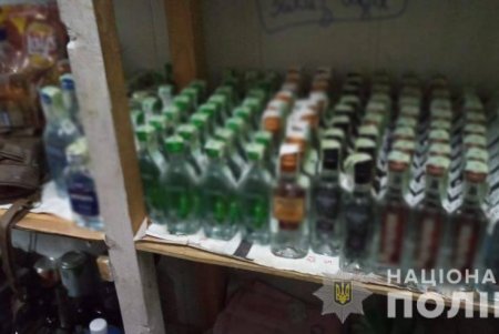В магазине на улице Семена Палия незаконно торговали алкоголем (фото)