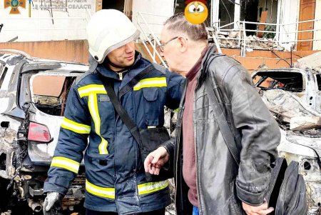 ГСЧС Украины в Одесской области: пожар в многоэтажке, произошедший в результате вражеских обстрелов, ликвидирован (фото, видео)