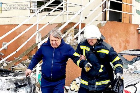 ГСЧС Украины в Одесской области: пожар в многоэтажке, произошедший в результате вражеских обстрелов, ликвидирован (фото, видео)