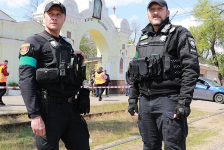 Полиция: поминальное воскресенье прошло в Одессе без происшествий (фото)