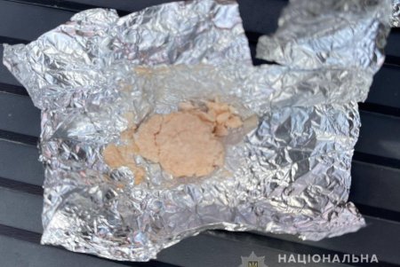 Житель Белгород-Днестровского района хранил дома боеприпасы и наркотики (фото)