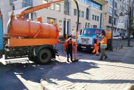 Специалисты Коммунального предприятия «Городские дороги» отчитались о выполненных работах за неделю (фото)