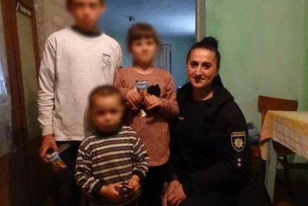 Одесские полицейские не только обеспечивают правопорядок, но и помогают людям, оказавшимся с сложных жизненных ситуациях (фото)