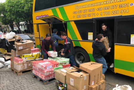 В Одессу прибыла гуманитарная помощь из Польши - продукты питания для переселенцев (фото)