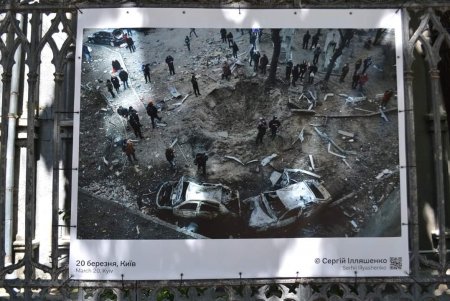 В Одессе открылась выставка украинской военной фотографии «Пліч-о-пліч» (фото)