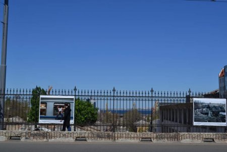 В Одессе открылась выставка украинской военной фотографии «Пліч-о-пліч» (фото)