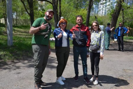 В парке Шевченко и на склонах Ланжерона прошел субботник (фото) 