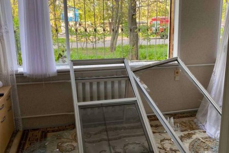 От ракетного обстрела Одессы пострадали более 200 квартир: коммунальщики продолжают ликвидировать последствия (фото)