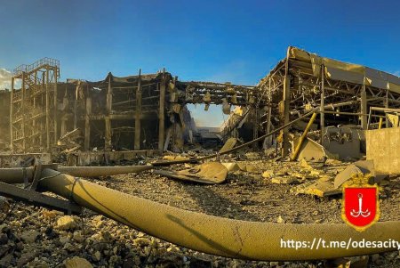 Мэр Одессы о ночных обстрелах: «русский мир» поздравил Город-герой Одессу с 9 Мая, выпустив по нему семь ракет (фото, видео)