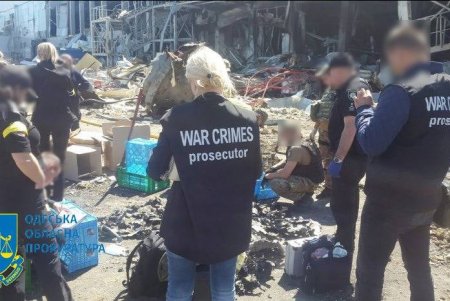 Прокуратура расследует массированные ракетные обстрелы объектов гражданской и туристической инфраструктуры Одесской области (фото)