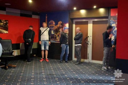 Рулетка во время войны: в Киевском районе работало нелегальное казино (фото)
