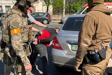 Преступная группировка вымогала у предпринимателей Одесского региона деньги и запугивала местных жителей