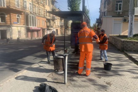 Более 400 специалистов ежедневно работают на дорогах Одессы (фото)
