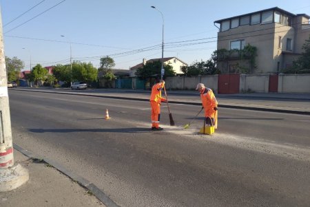 Более 400 специалистов ежедневно работают на дорогах Одессы (фото)