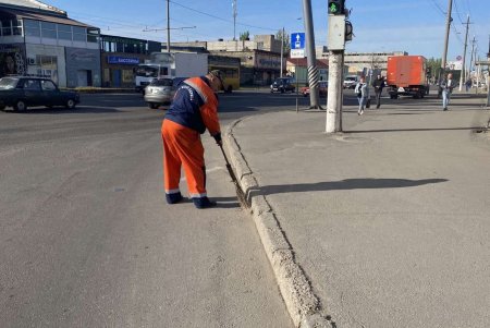 За минувшие сутки коммунальными службами Одессы выполнено 55 заявок по устранению аварийных ситуаций и текущему ремонту (фото)