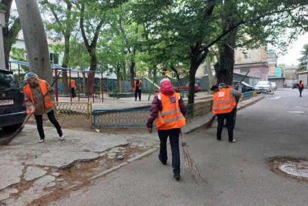 Коммунальщики ликвидировали стихийную свалку, которой «украсили» родной город некоторые безответственные одесситы