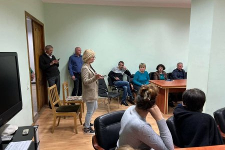 Медики провели занятие по оказанию неотложной помощи для сотрудников железной дороги (фото)