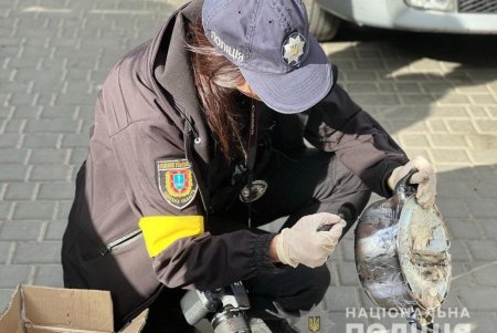 18-летний одессит пытался отправить по почте наркотики на 800 тысяч гривен (фото)
