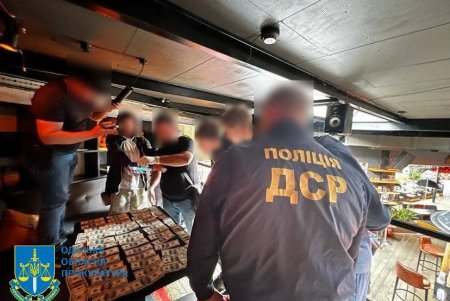 Одессит организовал незаконную перевозку военнообязанных через госграницу за 8,5 тысяч долларов (фото)