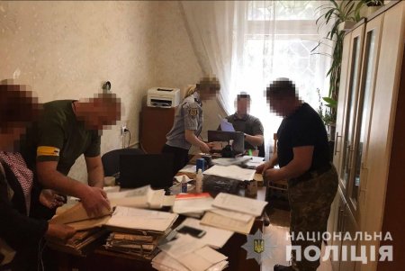 Директор трудового архива в Раздельнянском районе продавала стаж за 500 долларов США (фото)