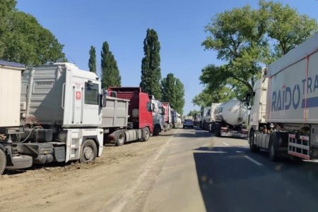 Из-за увеличения нагрузки на дороги в Одесской области появятся четыре площадки для систематизации движения грузовиков (фото)