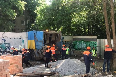Одесситов просят свозить крупногабаритный мусор на спецплощадки (фото)