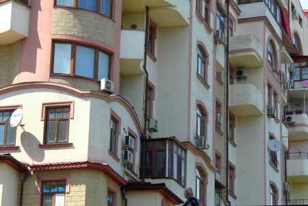 До нового года часть Деволановского спуска будет перекрыта: ведутся ремонтные работы (фоторепортаж) 