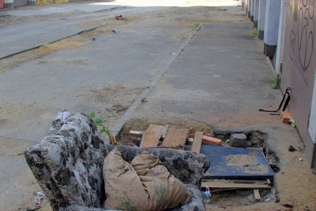До нового года часть Деволановского спуска будет перекрыта: ведутся ремонтные работы (фоторепортаж) 