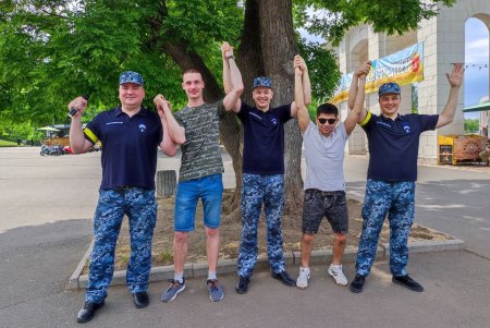 В парке Шевченко прошел концерт украинской эстрадной и народной песни (фото)