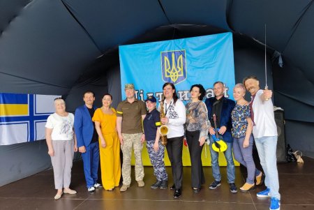 В парке Шевченко прошел концерт украинской эстрадной и народной песни (фото)